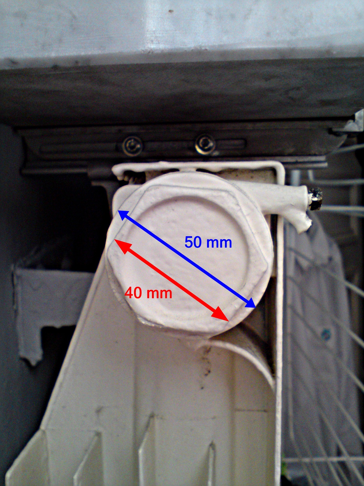 bouchon_haut.jpg, 476.57 kb, 1224 x 1632