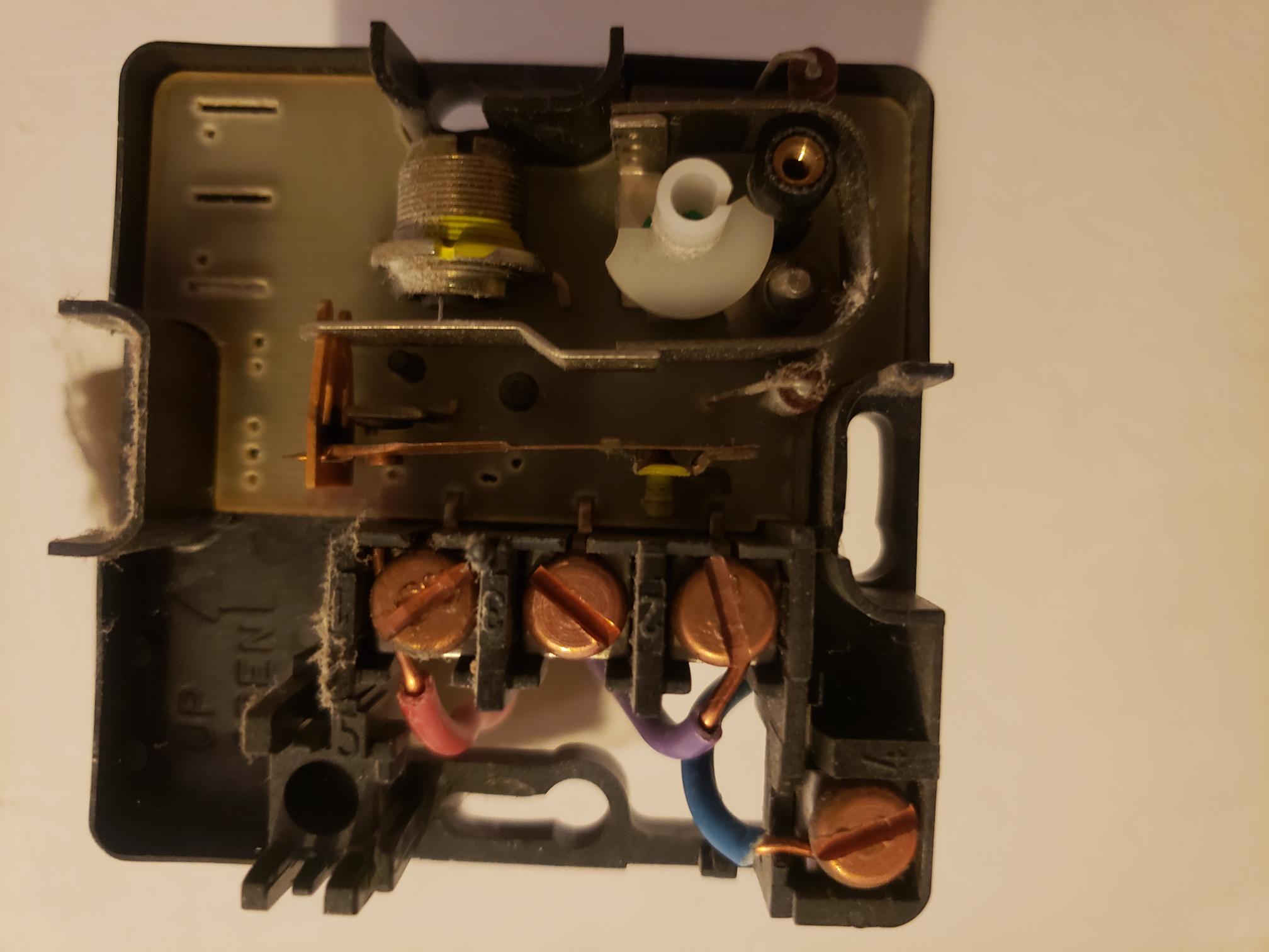 thermostat Eberle.jpg, 146.33 kb, 2016 x 1512