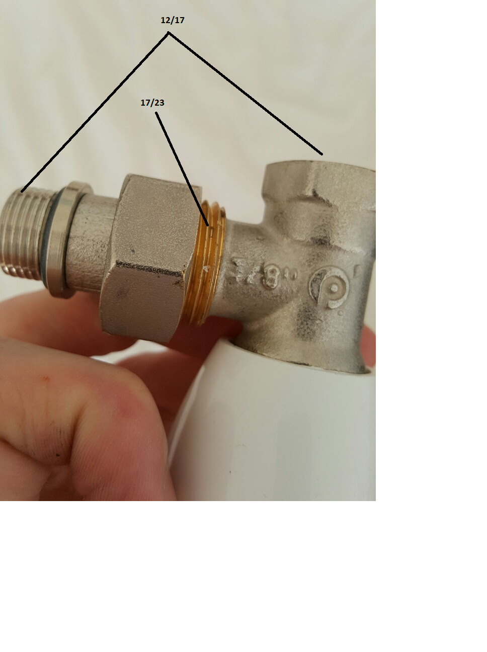 robinet manuel 17/23 (mon radiateur est un petit vieux) (Page 1) –  Pièces, conseils, dépannage et composants – Plombiers Réunis