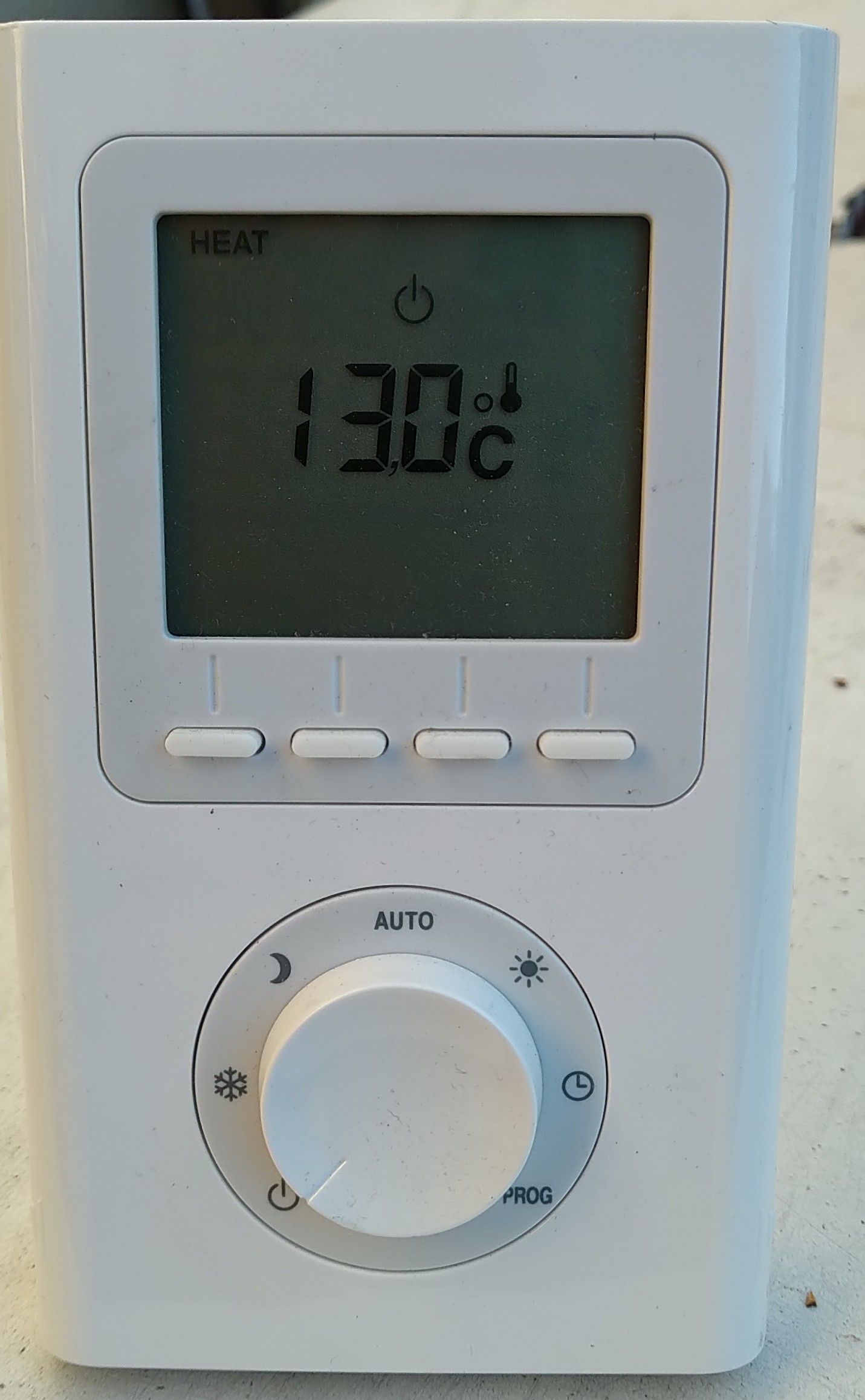 thermostat télécommande.jpg, 224.99 kb, 1431 x 2317
