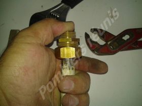 emboiter le raccord sur acier