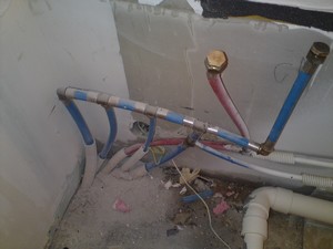 distribution sous baignoire