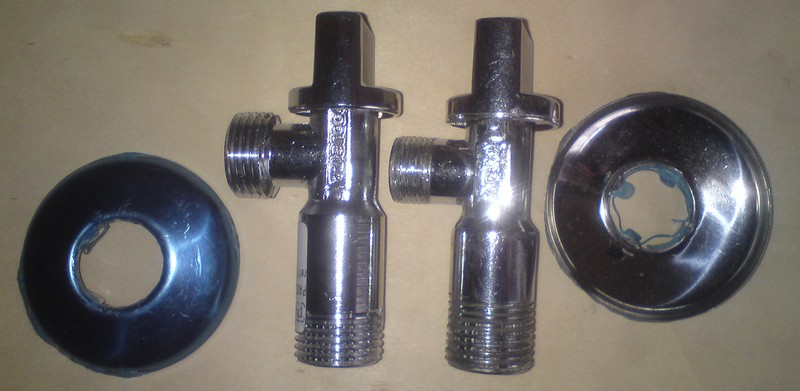 Robinets de terminaison non montés