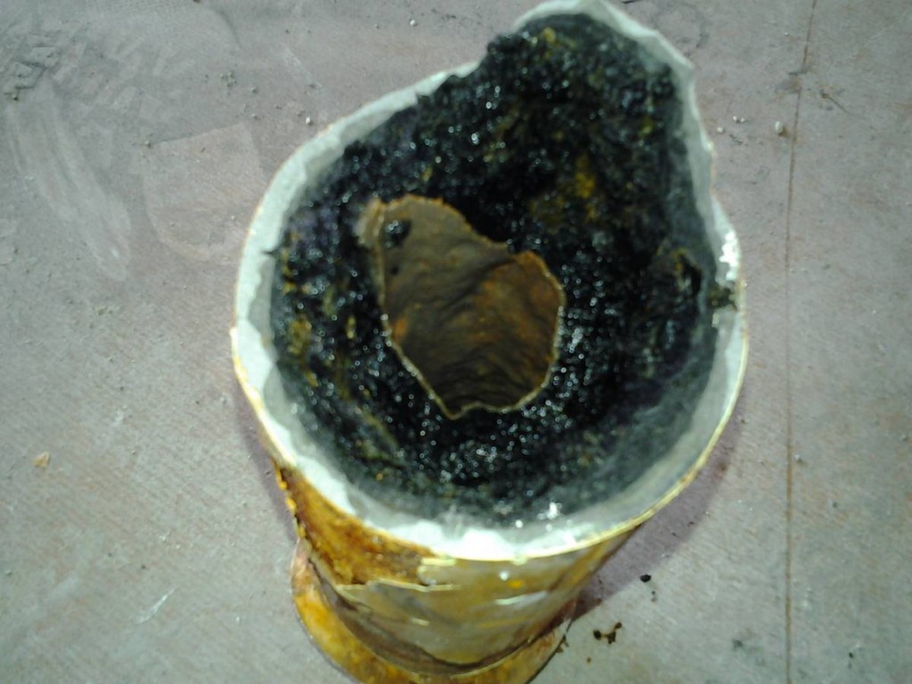 Tuyau en fonte complètement bouché