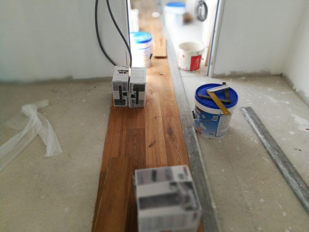 Commencer la pose en ligne droite