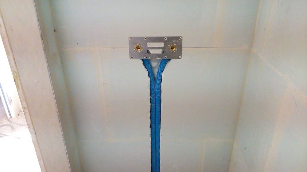 Sortie de cloison douche