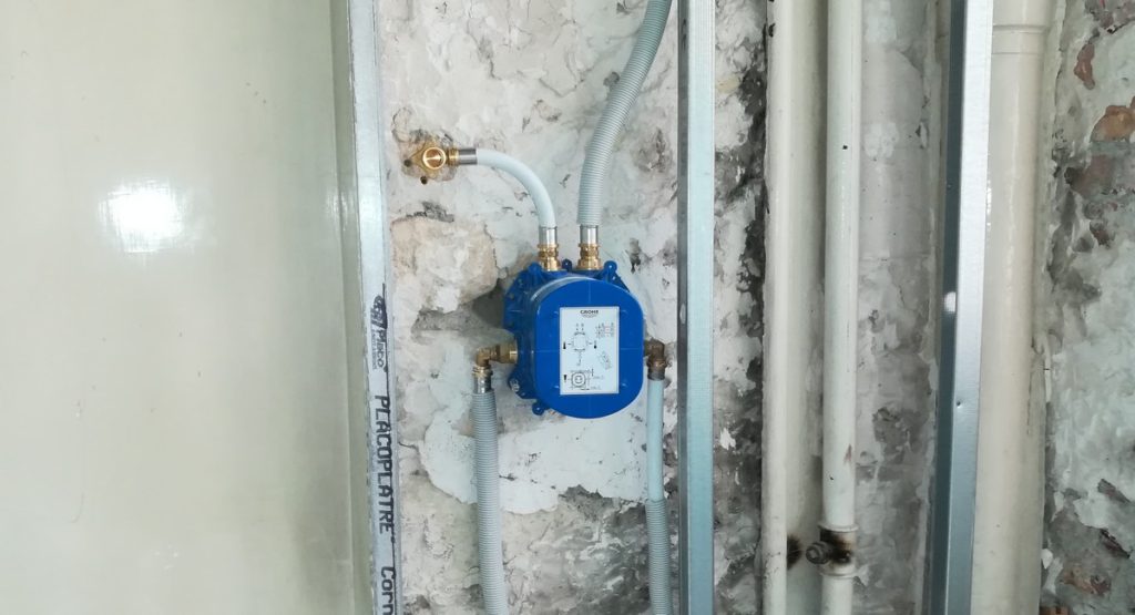 Robinet completement raccordé