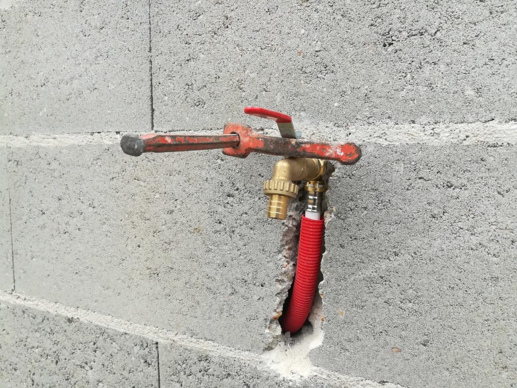 Ajuster la sortie murale