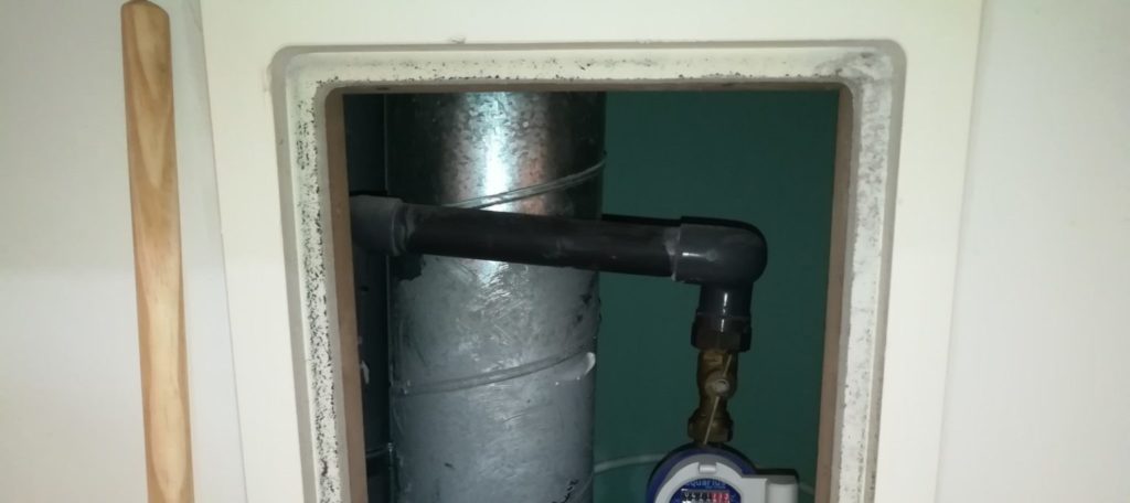 Tuyauterie en PVC pression non fixé