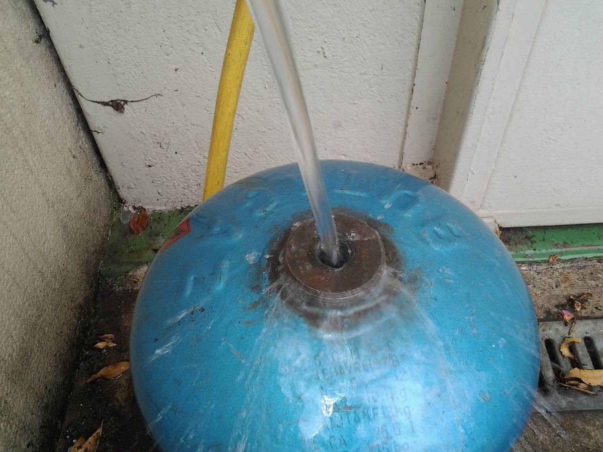 Dégazer la bouteille